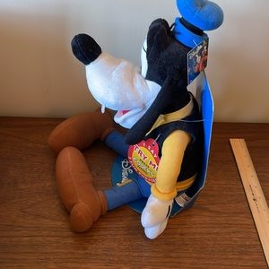 ⭐️ Vintage Disney Goofy Doll